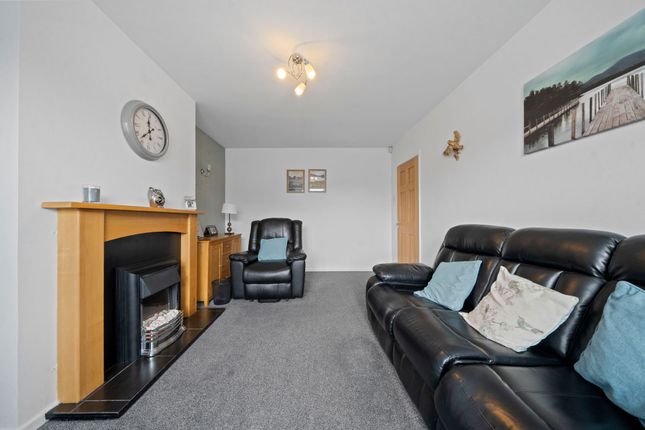 18 Avondale Drive, Manchester photo 4