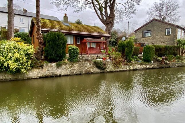 11, Leach Road, Keighley photo 4