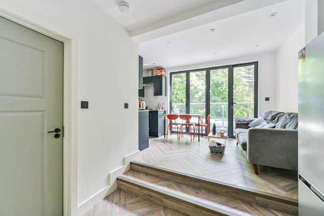 Thumbnail Flat for sale in Fairview Road, Norbury, London