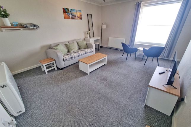 8 Regency Flats New Street, Cromer, Cromer photo 2