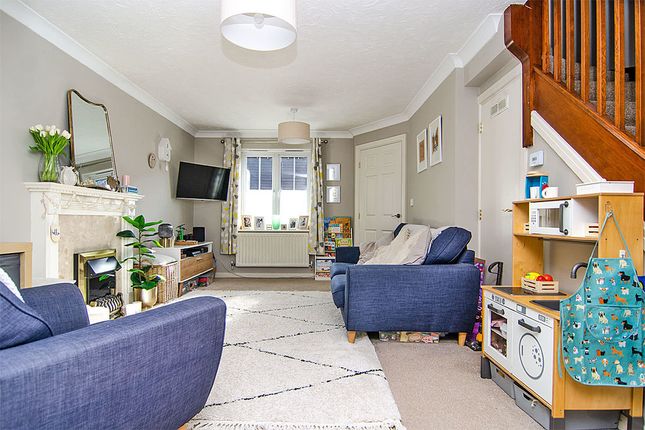 27, Williams Avenue, Lichfield photo 3