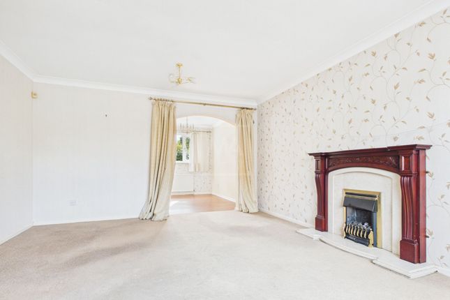 69 Newbridge Close, Warrington photo 3