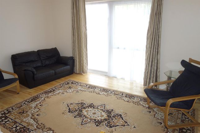4, Grove Place, Herts photo 4