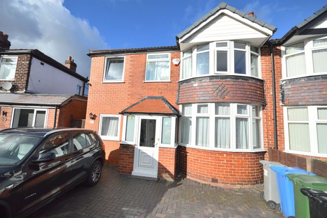 Thumbnail Semi-detached house to rent in Pulford Road, Sale