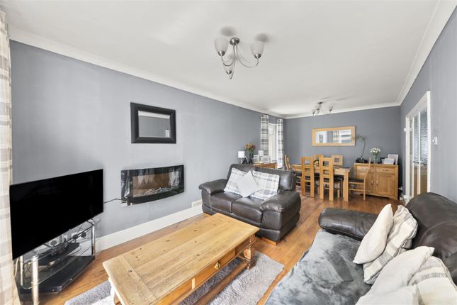 190, Herlwyn Avenue, Ruislip photo 2