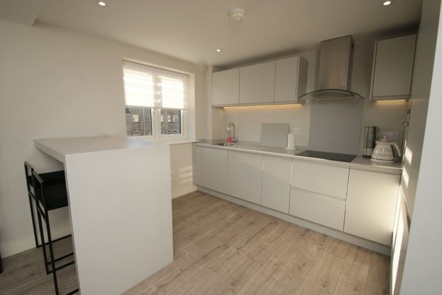 Apartment, 302, Waterside View, Bradford photo 4