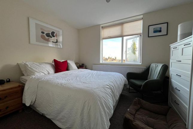 7a, Sunningfields Crescent, London photo 5
