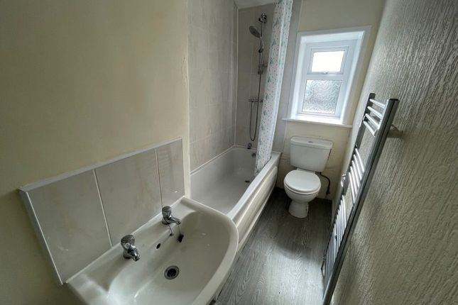 Cottage to rent in Stanhill Road, Oswaldtwistle, Accrington