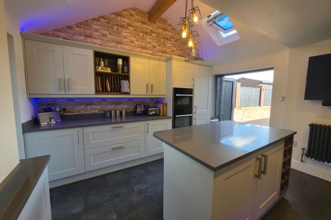 25, Spey Drive, Stoke-on-Trent photo 2