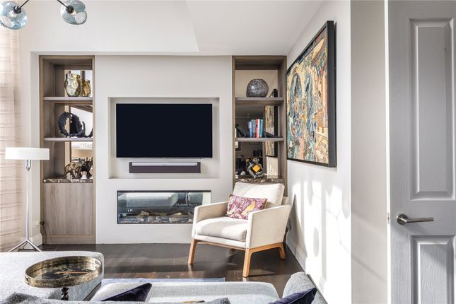 Flat 18, 300, Acton Lane, London photo 5