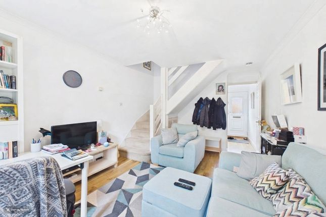 35, Notton Way, Reading photo 3