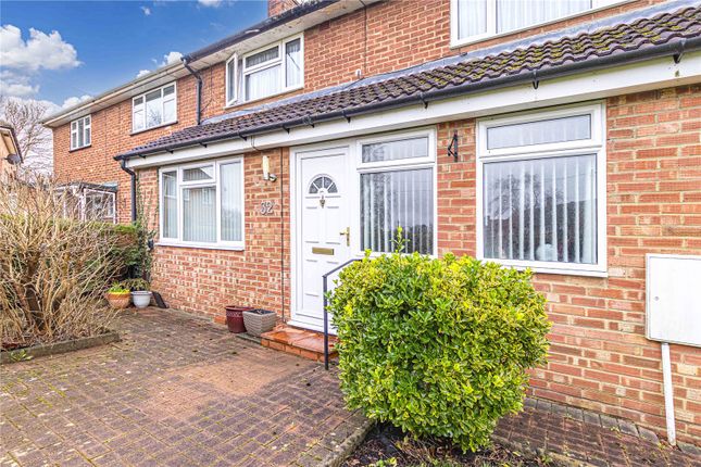 Thumbnail Terraced house for sale in Widmore Drive, Adeyfield, Hemel Hempstead, Hertfprdshire