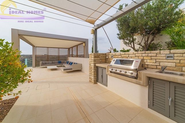 Villa for sale in Tsada, Paphos, Cyprus