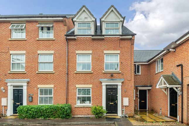 Town house for sale in Croyland Drive, Elstow, Bedford