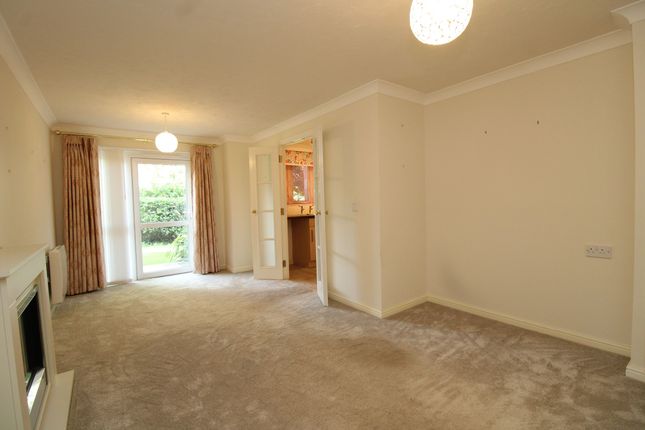 11, Albany Court, Paignton photo 2