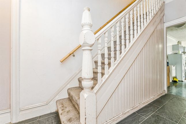 81, Claude Road, Cardiff photo 2