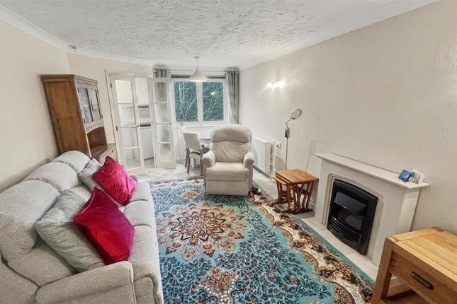 Flat 28 Sorrento Court, Wake Green Road, Birmingham photo 2