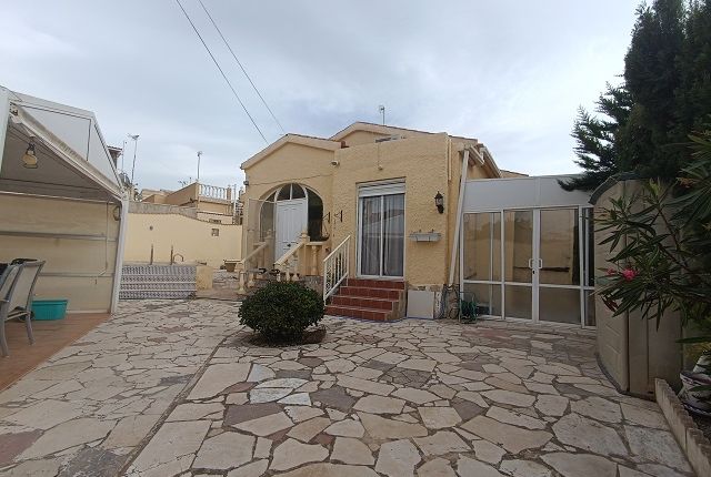 Villa for sale in Urbanización La Marina, San Fulgencio, Costa Blanca South, Costa Blanca, Valencia, Spain