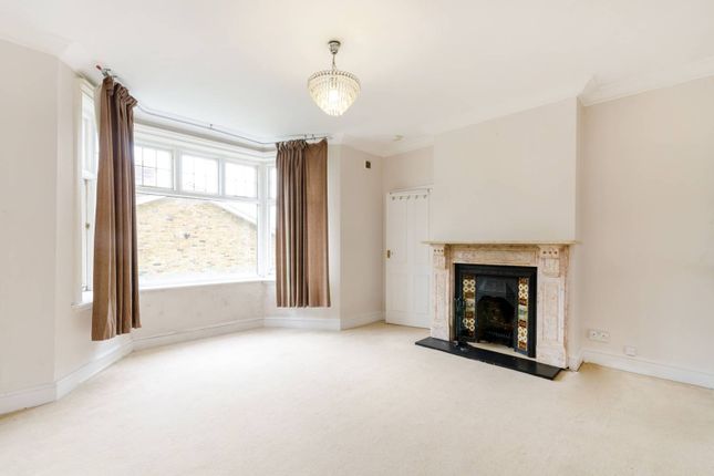 Thumbnail Flat to rent in Walpole Road, Surbiton