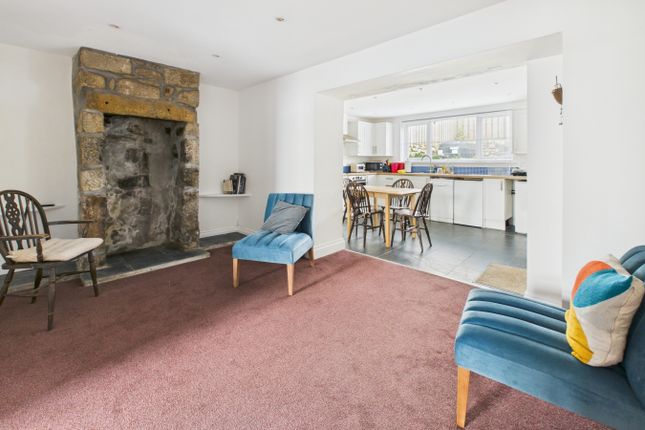 7 Fore Street, Goldsithney, Penzance photo 3