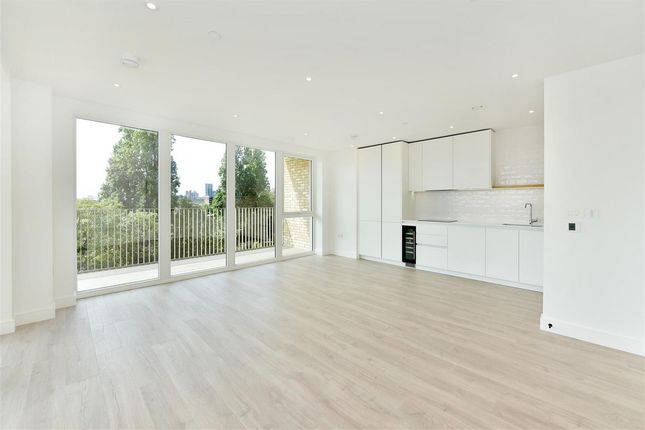 Flat Flat 13, 2, Caldon Boulevard, Wembley photo 4