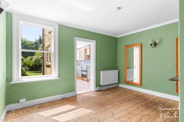 7 Bells Hill, Bishop's Stortford photo 4