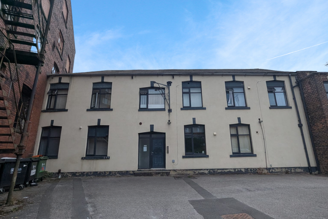 Flat 2, Swallow Hill, Leeds photo 5