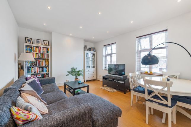 Flat for sale in All Souls Avenue, London