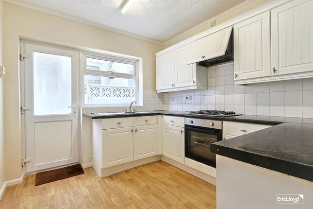 15, Maple Close, Brixham photo 2