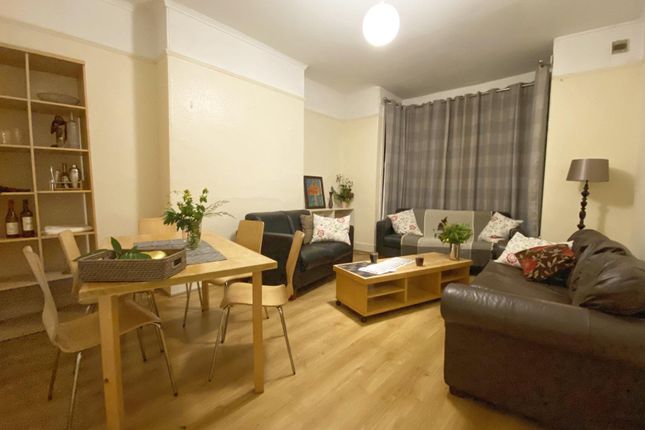 Bright, Well-Kept Living Room With Wood-Effect Flo...