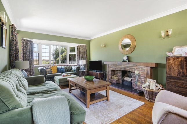 Derrydown, 8, Warren Lane, Eastbourne photo 4