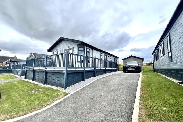2-bed caravan on 10, Evergreen Park, Hartlepool, £125,000