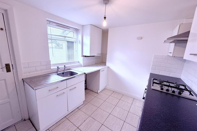 Trafford Road, Eccles photo 5