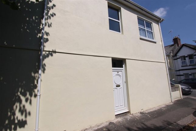 Thumbnail Flat to rent in First Avenue, Stoke, Plymouth