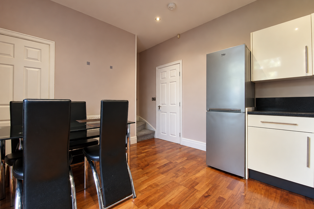 104, Roebuck Street, Preston photo 4