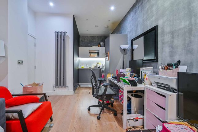 Flat for sale in Carlow House, Mornington Crescent, London
