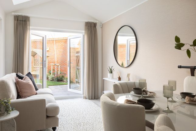 Oakley Lane, Merley, Bh21 1Sf photo 3