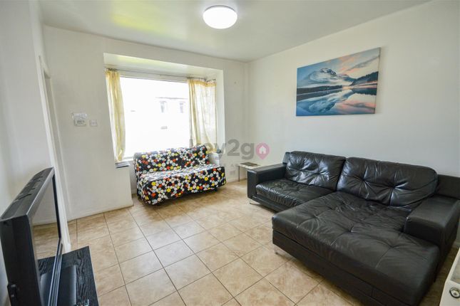 2-bed house on 238, Duke Street, Sheffield, £150,000