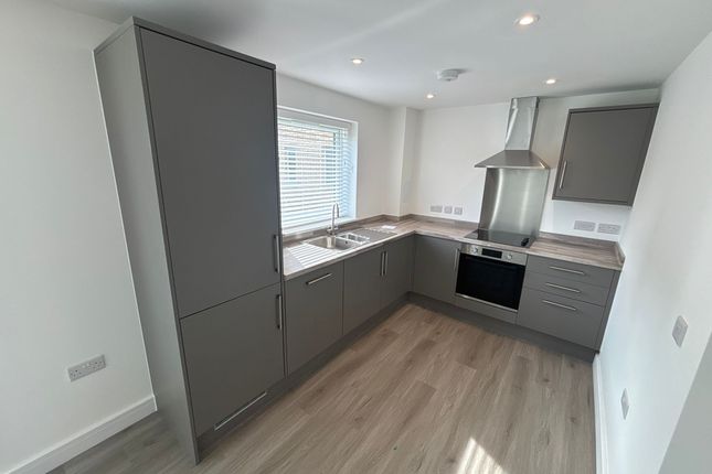 2-bed flat on 52, Peterborough, £1,125/mo