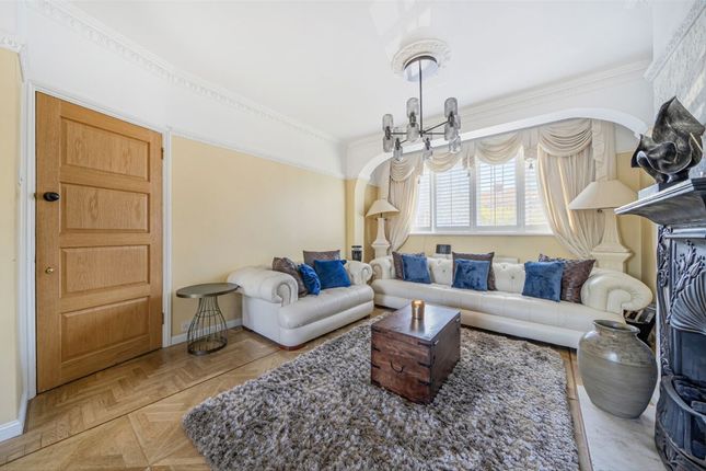 168, Brockley Rise, London photo 2