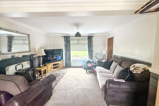 48, Kemble Green South, Newton Aycliffe photo 3