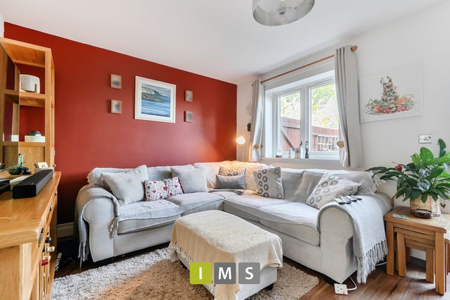 60 Hampden Square, Bicester photo 4