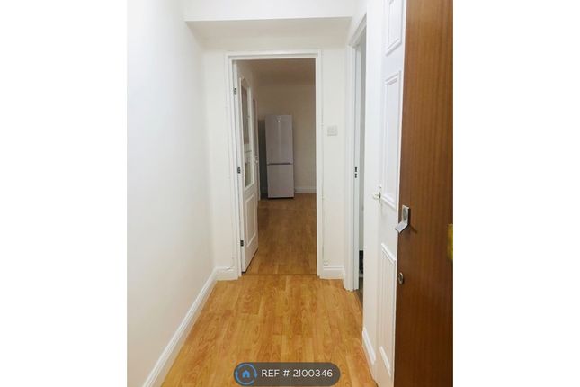 Thumbnail Flat to rent in Upper Hitch, Carpenders Park, Watford