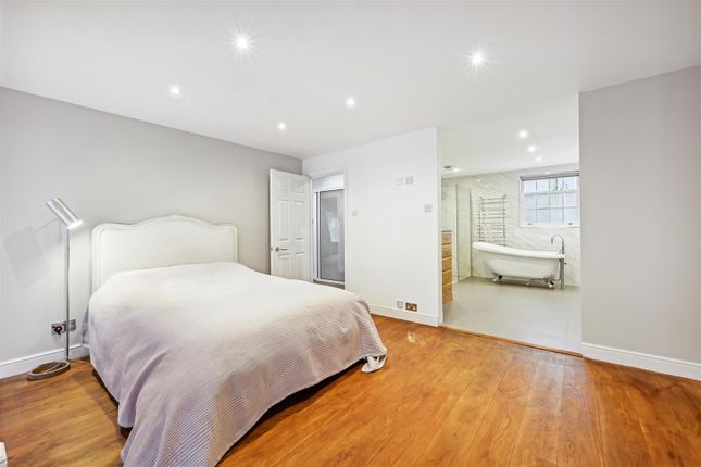 Property to rent in Eaton Mews North, Belgravia, London