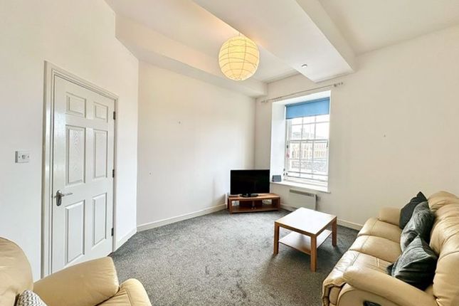 Flat for sale in Wellington Square, Ayr