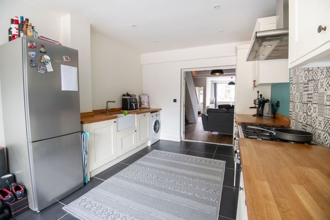 32 Allen Road, Wellingborough photo 4