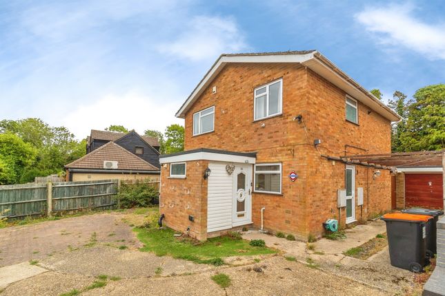 4-bed detached on 16, Harrington Heights, Dunstable, £340,000