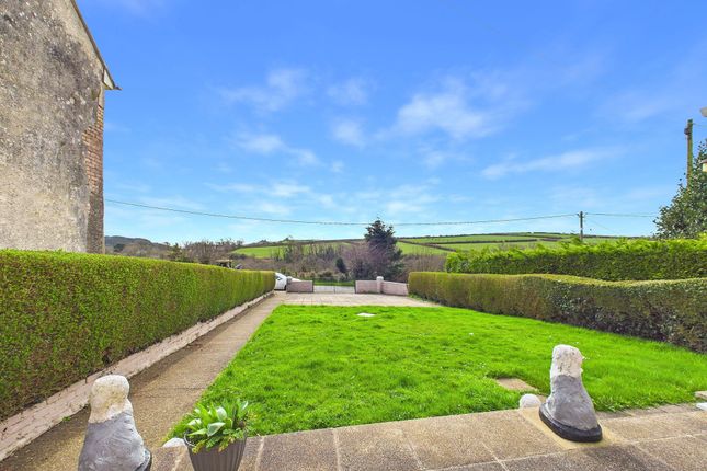 9 Glancleddau, Haverfordwest photo 2