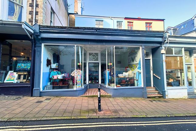 Retail premises to let in Fore Street, Ilfracombe