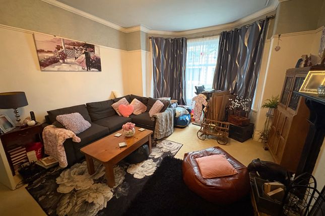 Rhos Road, Colwyn Bay photo 3